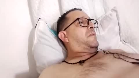 Snapshot of buchs32 chatting on October 19, 5:08 am buchs32 online show from October 19, 5:08 am