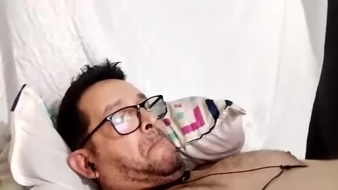 Snapshot of buchs32 chatting on November 26, 4:46 am buchs32 online show from November 26, 4:46 am