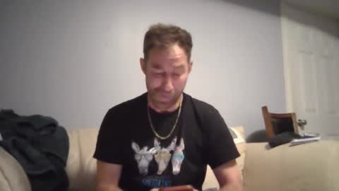 Snapshot of bucketscratch chatting on February 28, 4:57 am bucketscratch online show from February 28, 4:57 am