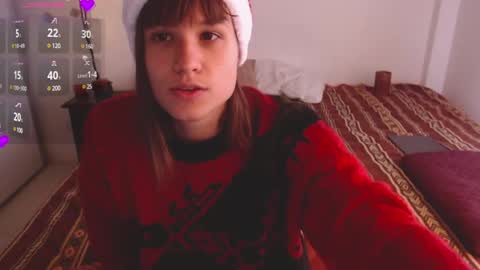 Snapshot of buckwheat_queen chatting on December 24, 11:28 am Mira online show from December 24, 11:28 am
