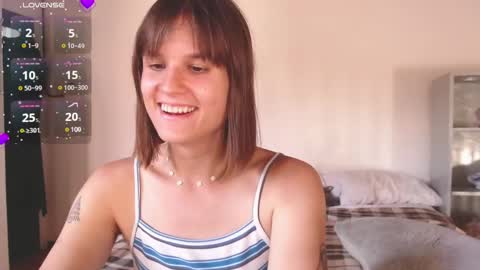 Snapshot of buckwheat_queen chatting on February 21, 9:43 pm Mira online show from February 21, 9:43 pm