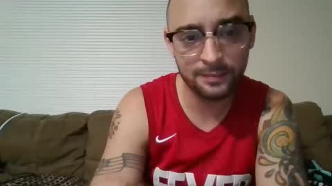 Snapshot of bud42o chatting on November 13, 4:11 am Bud42o online show from November 13, 4:11 am