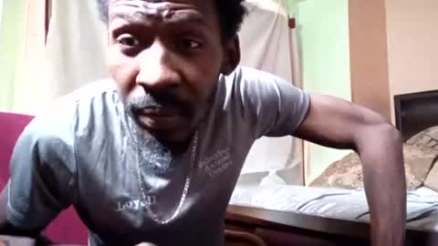 Snapshot of buddylovex chatting on November 19, 6:52 pm buddylovex online show from November 19, 6:52 pm