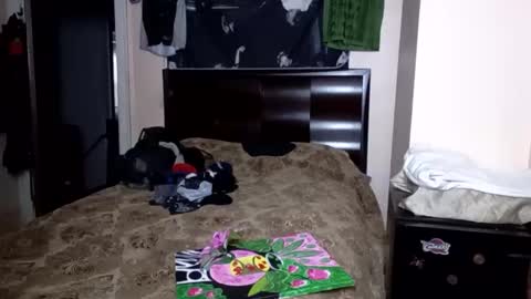 Snapshot of buddylovex chatting on December 3, 8:51 pm buddylovex online show from December 3, 8:51 pm