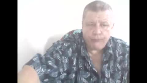 buddyluvzumore online show from January 1, 2:42 pm