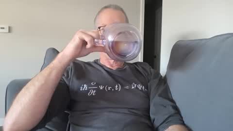 budman004 online show from November 1, 8:44 pm