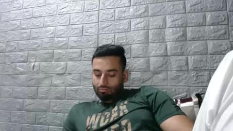 Snapshot of buffmaster_ chatting on October 26, 12:55 pm buffmaster_ online show from October 26, 12:55 pm