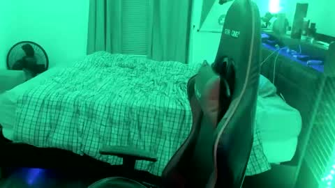 buffsexyman24 online show from February 27, 2:10 am