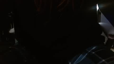 Snapshot of builtdeadboy chatting on February 5, 8:54 am builtdeadboy online show from February 5, 8:54 am