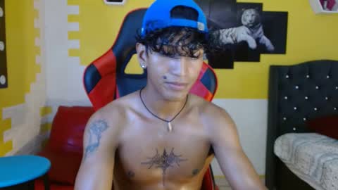 bull_cam online show from September 25, 8:34 pm