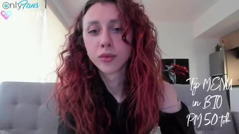 Snapshot of bumbum_kalibum chatting on November 22, 10:31 pm Ivan online show from November 22, 10:31 pm