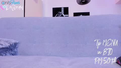 Snapshot of bumbum_kalibum chatting on February 7, 2:59 am Ivan online show from February 7, 2:59 am