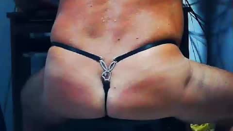 Snapshot of bundalisagulosa chatting on November 25, 9:31 am bundalisagulosa online show from November 25, 9:31 am