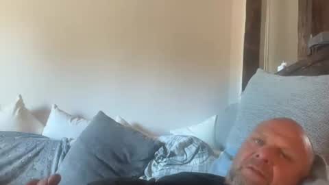 Snapshot of bungo78 chatting on September 11, 9:31 am bungo78 online show from September 11, 9:31 am