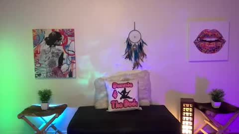 BUNNIE and THE DUDE TheLebowskis online show from May 20, 9:37 am