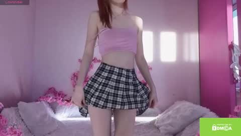 Kira online show from April 18, 2:21 pm