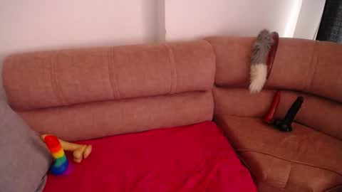 Snapshot of bunny_hoot chatting on February 25, 2:11 pm NINA online show from February 25, 2:11 pm