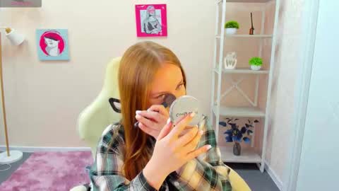 Snapshot of bunny_luvv chatting on September 12, 9:09 am Bunny online show from September 12, 9:09 am