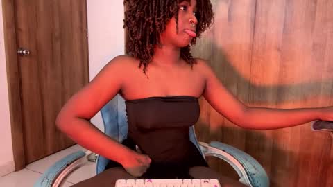 Isa online show from December 2, 12:05 am