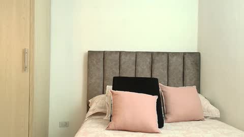 Carolina online show from February 4, 3:56 am