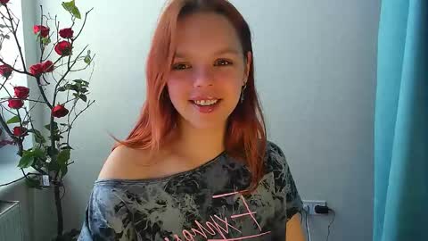 Snapshot of bunnybloom_ chatting on September 16, 5:30 am Ariel online show from September 16, 5:30 am