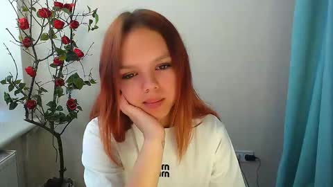 Snapshot of bunnybloom_ chatting on September 25, 4:05 am Ariel online show from September 25, 4:05 am