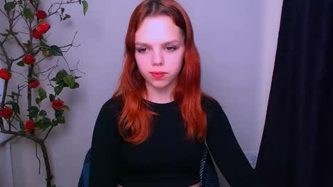 Snapshot of bunnybloom_ chatting on December 2, 8:26 pm Ariel online show from December 2, 8:26 pm