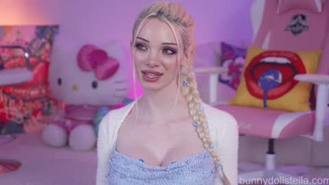 Stella online show from October 26, 10:36 pm