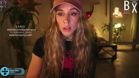 Snapshot of bunnyonyx chatting on March 10, 10:45 pm Stephanie Next stream TUESDAY 6pm PDT online show from March 10, 10:45 pm