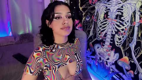   online show from January 9, 5:02 am