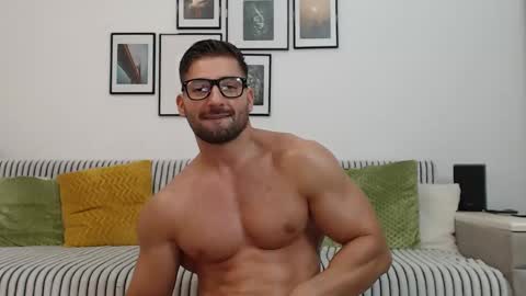 Snapshot of bunzdanny chatting on December 15, 7:31 pm BunzDanny online show from December 15, 7:31 pm