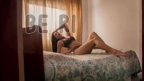 Snapshot of burbuja_cosmic chatting on March 6, 4:08 am Im Val Welcome to my room My instagram Bubble cosmic online show from March 6, 4:08 am