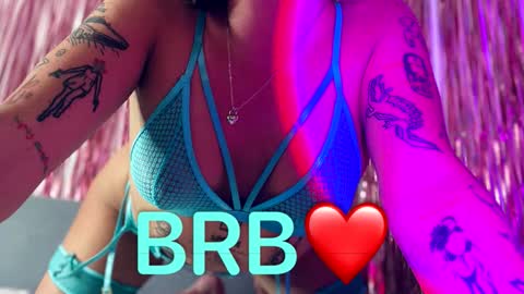 Snapshot of burn_lissa chatting on November 12, 7:35 pm Lissa online show from November 12, 7:35 pm