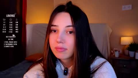 Snapshot of burnletitallburn chatting on October 15, 3:06 am Jessica online show from October 15, 3:06 am