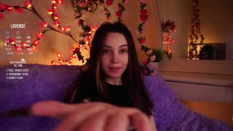 Snapshot of burnletitallburn chatting on November 6, 3:18 am Jessica online show from November 6, 3:18 am