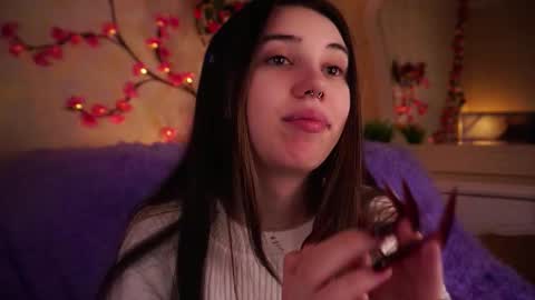 Snapshot of burnletitallburn chatting on November 8, 2:45 am Jessica online show from November 8, 2:45 am