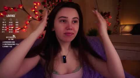 Snapshot of burnletitallburn chatting on November 18, 2:39 am Jessica online show from November 18, 2:39 am