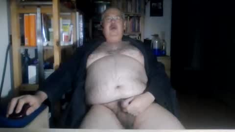 busi online show from January 12, 1:33 am