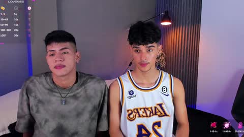 Snapshot of busterspinter chatting on December 15, 2:05 pm Buster independent model online show from December 15, 2:05 pm