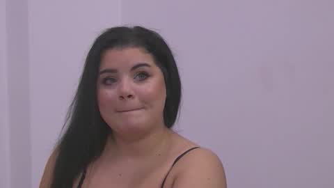 Snapshot of busty_madison chatting on October 20, 6:36 am busty_madison online show from October 20, 6:36 am