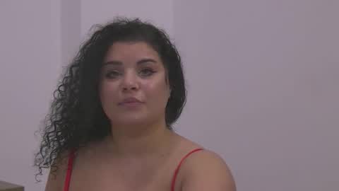 Snapshot of busty_madison chatting on October 31, 9:10 am busty_madison online show from October 31, 9:10 am