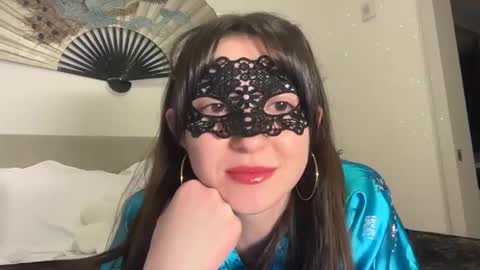 busy_bee69 online show from February 1, 3:27 am