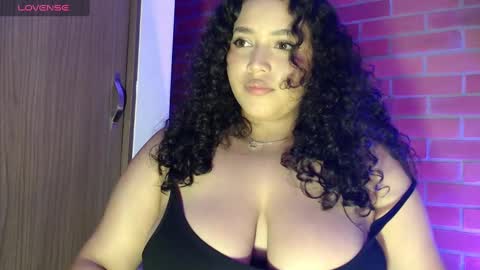 Mary  online show from January 3, 2:43 am