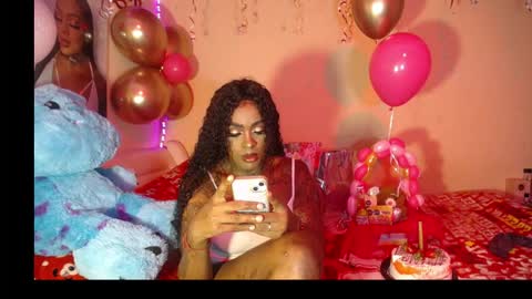 Snapshot of butterfly_rouse chatting on November 8, 5:29 am butterfly_rouse online show from November 8, 5:29 am