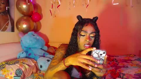 Snapshot of butterfly_rouse chatting on November 16, 3:01 am butterfly_rouse online show from November 16, 3:01 am