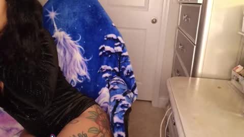 butterfly booty online show from March 13, 6:53 am