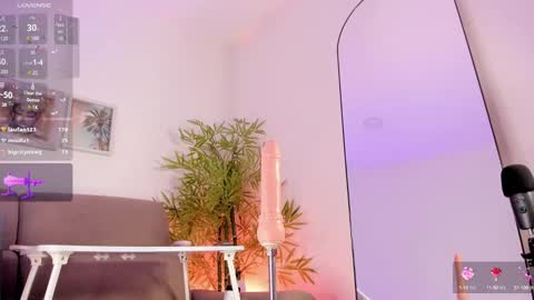 butterflyy1 online show from December 8, 12:40 am