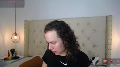 Snapshot of bycandy_ chatting on November 11, 12:27 pm bycandy_ online show from November 11, 12:27 pm