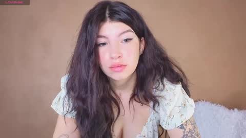 Snapshot of byteblush chatting on January 31, 8:22 am Kira online show from January 31, 8:22 am