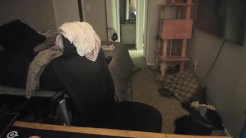 Snapshot of c00ki3m0nstr chatting on December 2, 2:39 am c00ki3m0nstr online show from December 2, 2:39 am